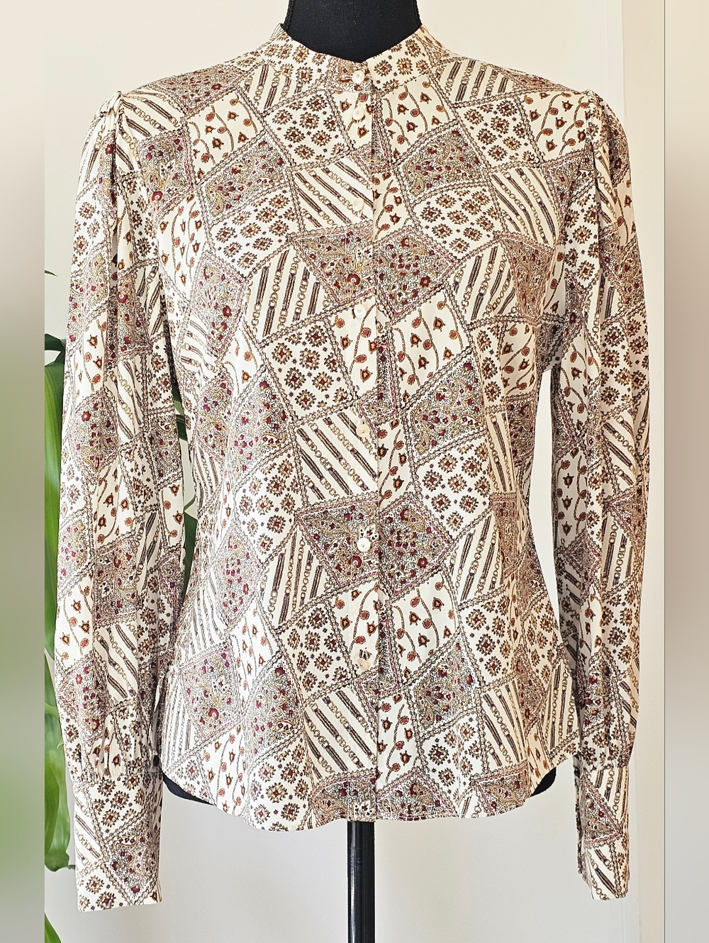 VERONICA BEARD Women's Silk Cream Printed Button-Front Long-Sleeve Shirt. Size 6 - Picture 10 of 10